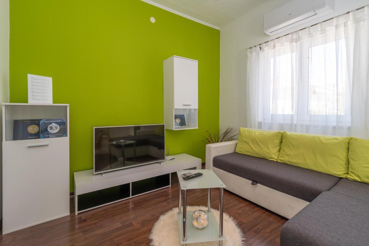 Apartment Roko Traù Esterno foto